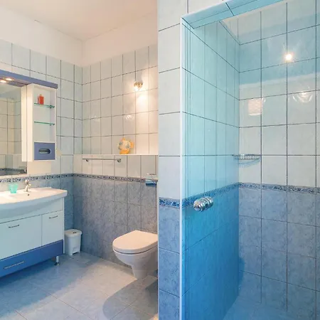 2 Bedroom Lovely In Vrboska