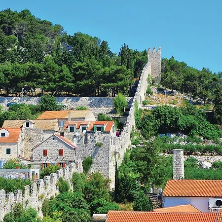 2 Bedroom Lovely In Holiday home Vrboska